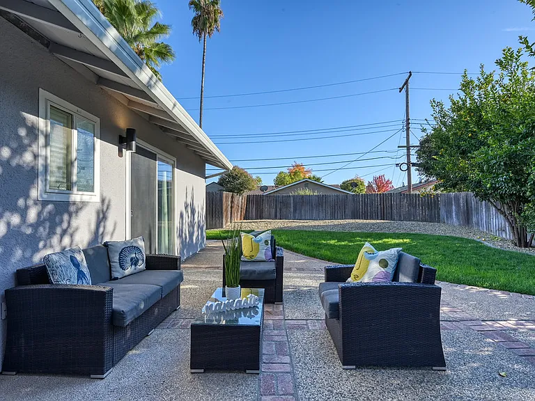3425 Corbin Way — Photo 44