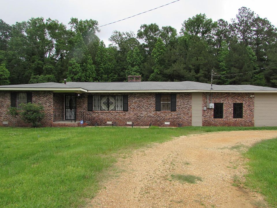 2nd image of 1584 Old Highway 35 N