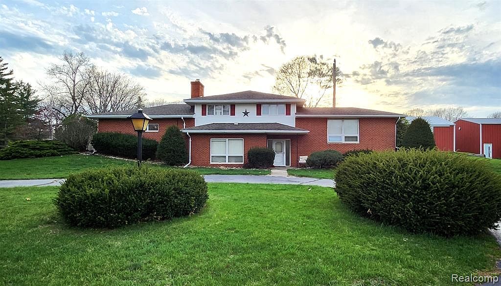 13281 N Bray Rd, Clio, MI 48420 MLS 20230029504 Zillow