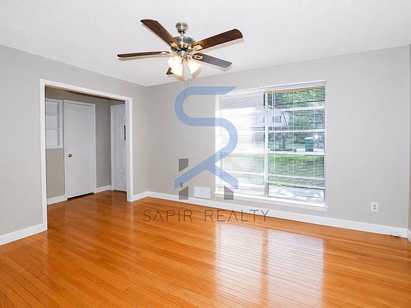3rd image of 6067 Ledgewood Dr