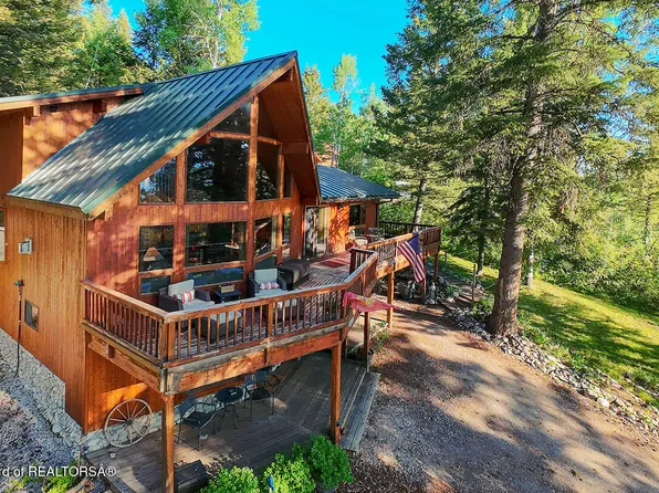 672 Spruce Dr, Star Valley Ranch, WY 83127