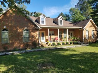 235 Quail Pointe Dr, Smithville, TN 37166