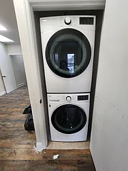 Rented by R New York