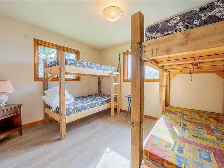 5213 Governors Rd — Photo 14