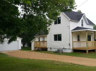 624 N Pine St, Reedsburg, WI 53959