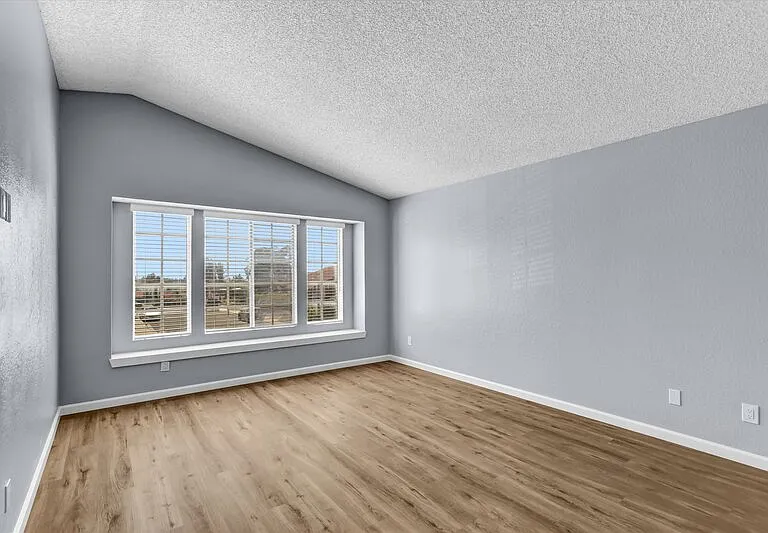 625 Forester Ln — Photo 22