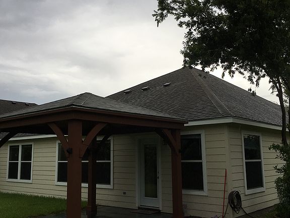 2nd image of 2908 San Patricio St
