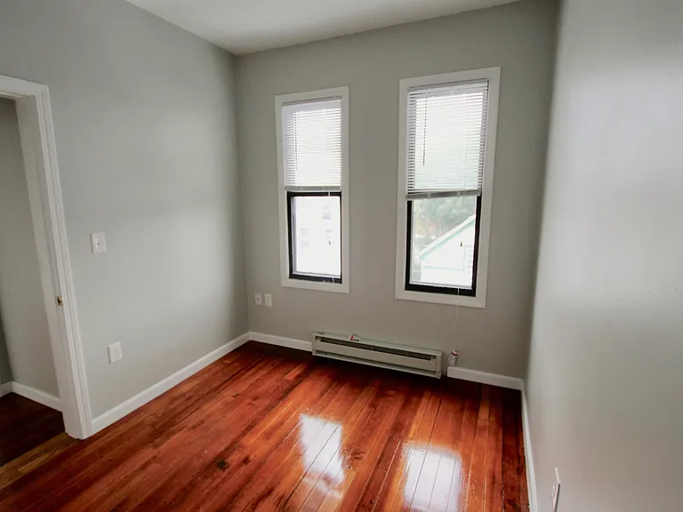 358 Princeton St #2B — Photo 6