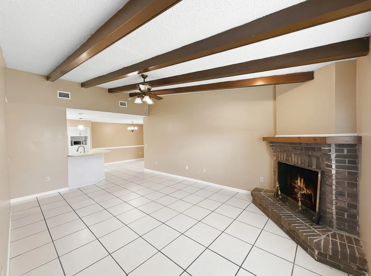 733 Mikasuki Dr — Photo 3