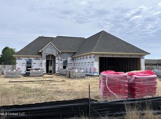 404 Baleigh Way, Canton, MS