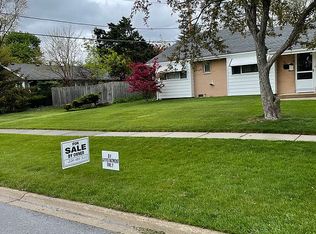 220 Payson St, Hoffman Estates, IL 60169