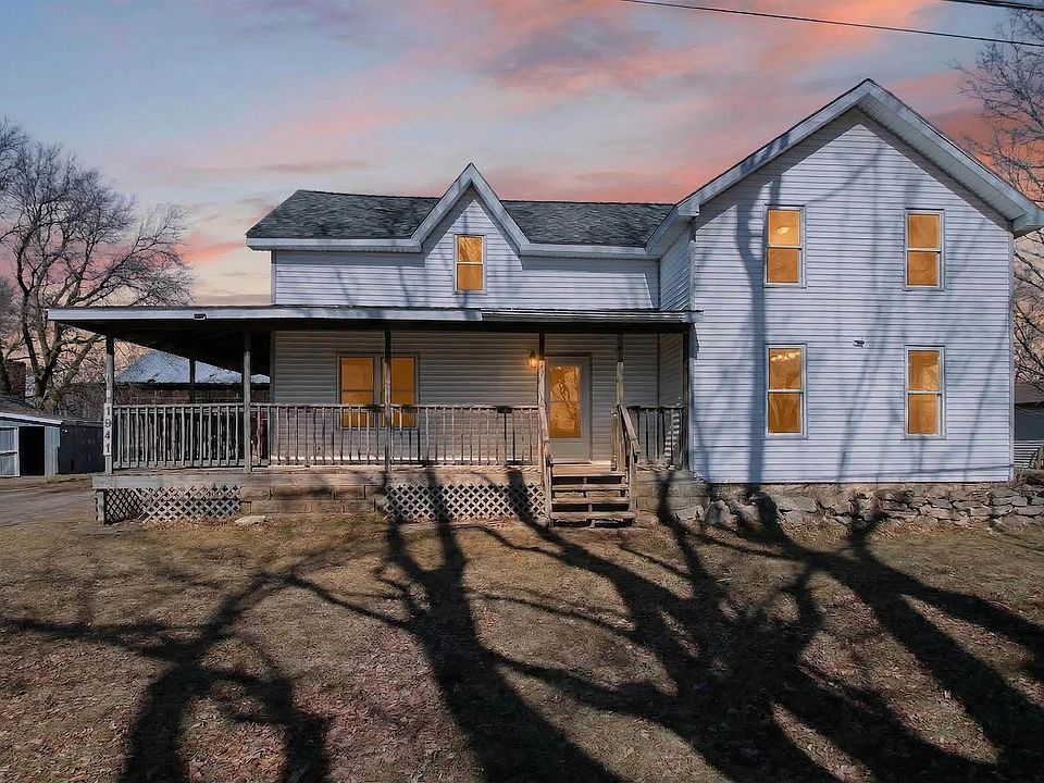 1st image of 1941 E River Rd