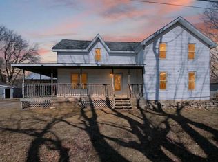 1941 E River Rd, Mount Pleasant, MI 48858