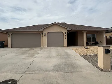 548 San Simon Dr — exterior photo