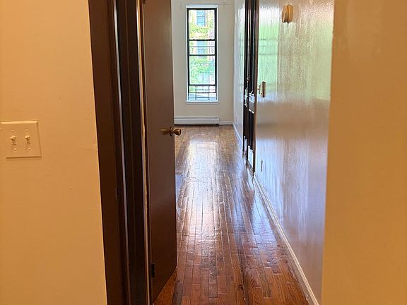 4th image of 2150 5th Ave #1