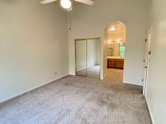 5th image of 134 Camberwell Way