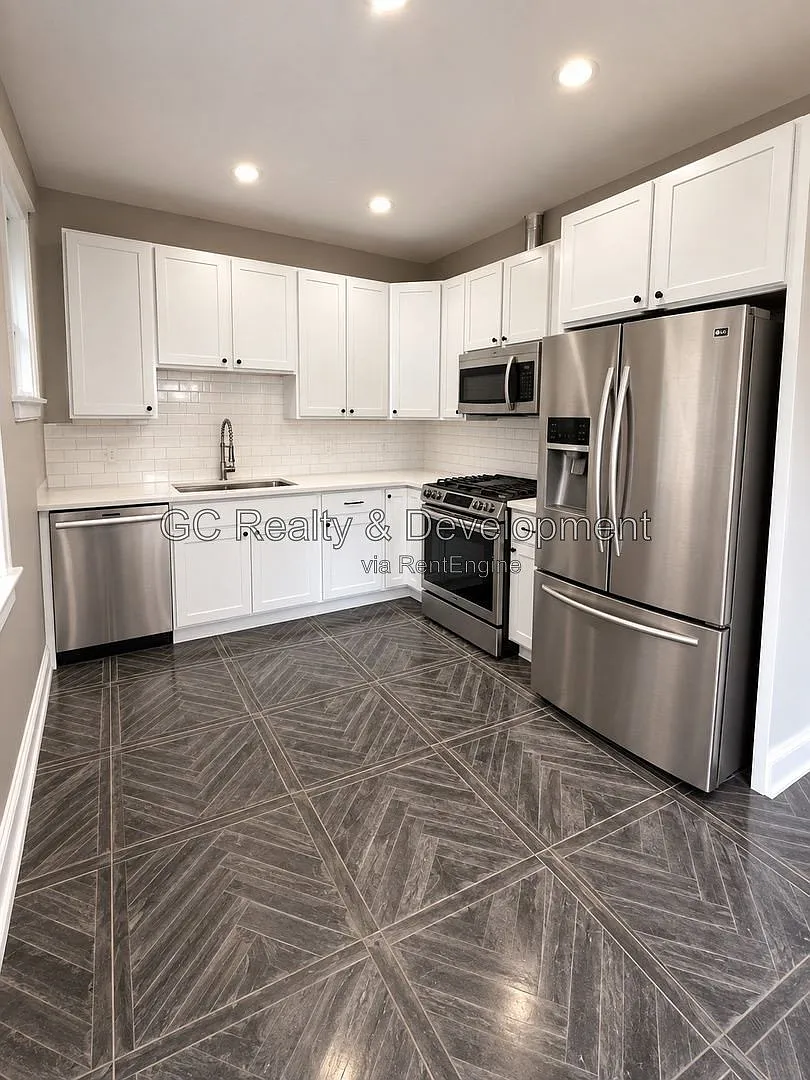 2 bed, 1.0 bath, 1250 sqft, $1,495 — Photo 4