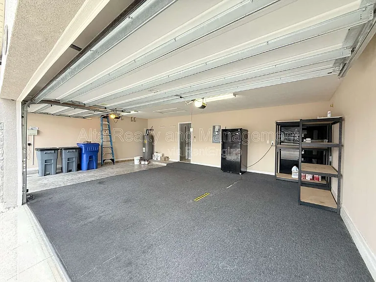 112 Morayshire Ct — Photo 30
