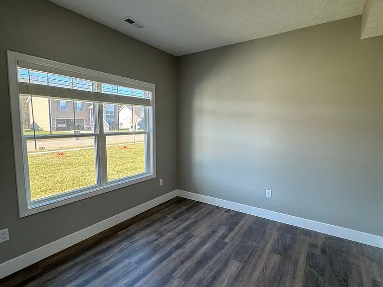 2509 Yeoman Ln — Photo 11