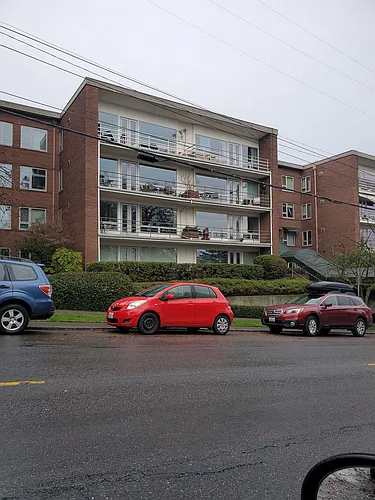 530 W Olympic Pl #309 Photo 1