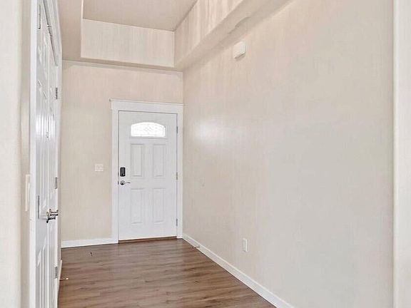 4th image of 1909 S 61st Ave