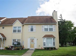 1 Colonial Ct, Jackson, NJ 08527