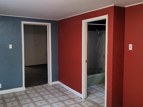 4th image of 1335 1st St