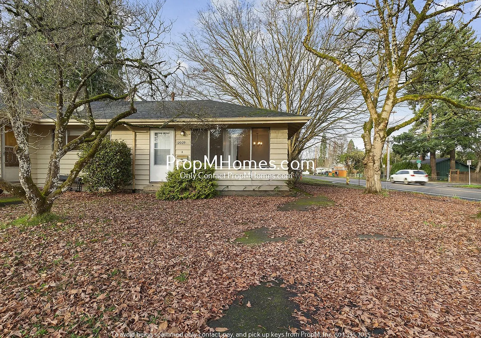 Charming Two Bedroom Duplex in Vose Neighborhood - Corner Lot! — Photo 1