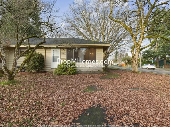 12025 SW 12th St, Beaverton, OR 97005