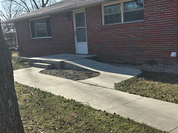 3rd image of 7571 Lake Heights Dr