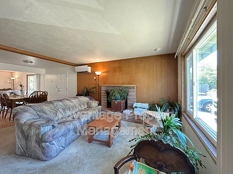 1745 NW Garryanna St — Photo 18