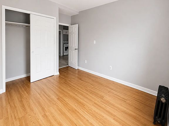 4th image of 299 Saratoga Ave #3