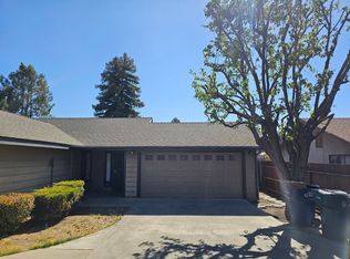 1848 E Cross Ave, Tulare, CA