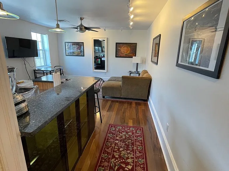 4761 Liberty Avenue — Photo 8