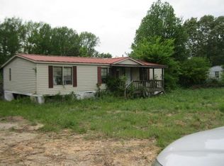 8827 Frankfort Rd, Tuscumbia, AL 35674