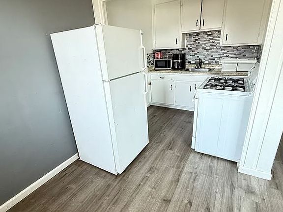 5th image of 941 S 45th St #2