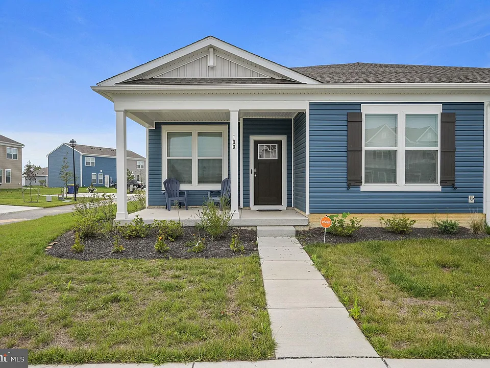100 Ridgely Blvd