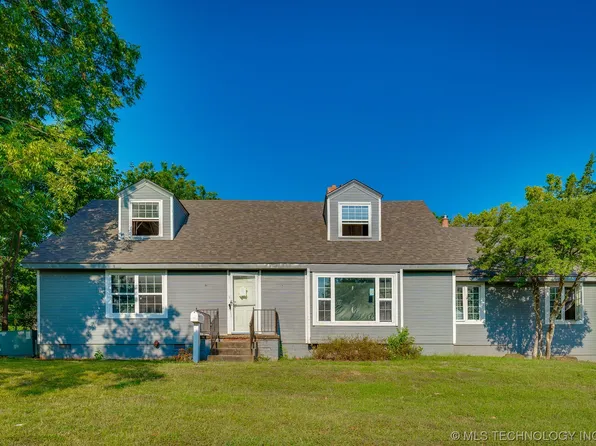 1215 S High School St, Ada, OK 74820