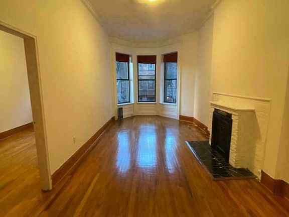4th image of 316 W 104th St #A33