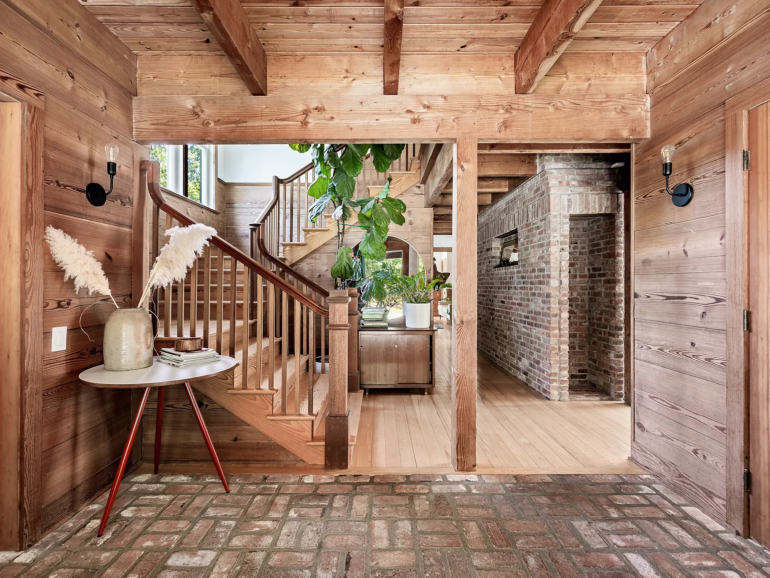 9.5 Acres of Sprawling Seclusion — Photo 4