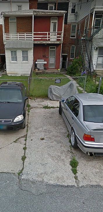 2nd image of 1030 W King St