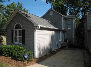 4 Wisteria Ct, Spartanburg, SC 29307