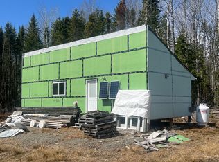 862 Main St, Jackman, ME 04945