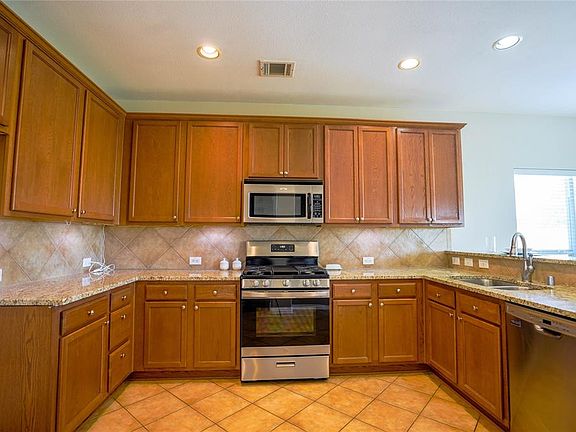 5th image of 2836 Appaloosa Ct