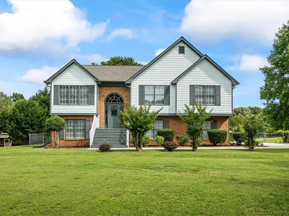 4914 Watson Mill Ct, Loganville, GA 30052