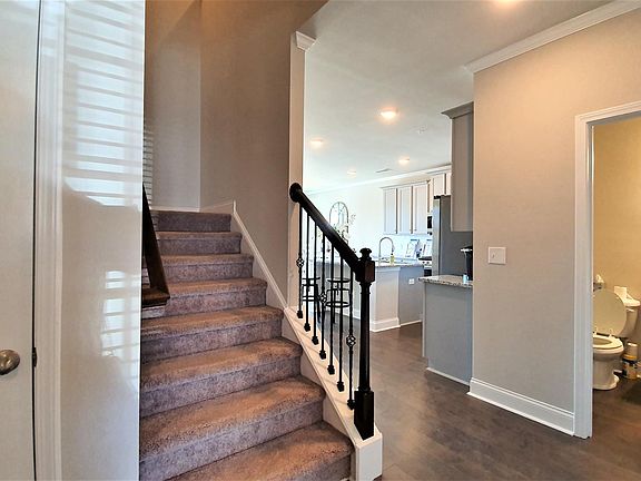 2nd image of 363 Cherryhill Ln