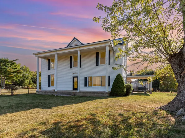 1253 Oscar Spradling Rd N, Berry, KY 41003