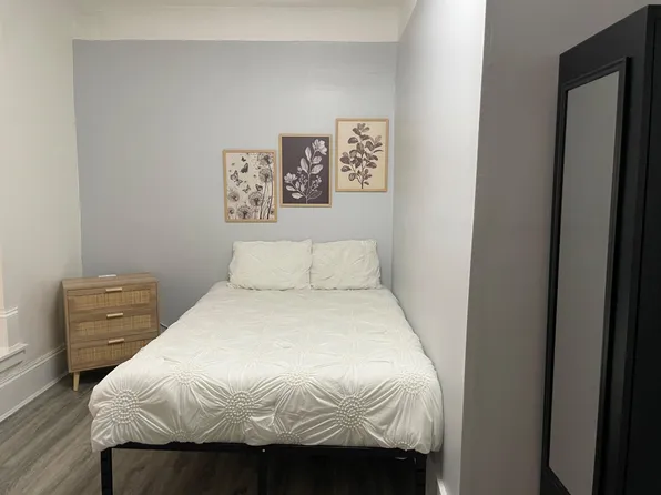 (undisclosed Address), Cleveland, OH 44109