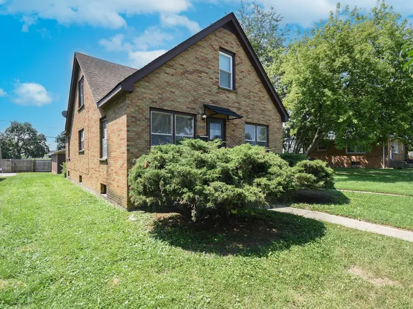 1807 16th St, North Chicago, IL 60064