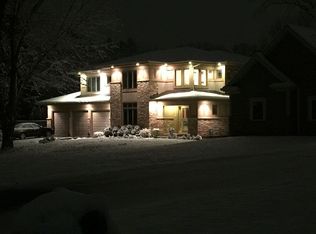 3N831 Bittersweet Rd, St Charles, IL 60175